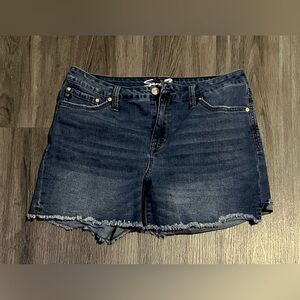 Seven 7 Weekend Jean Short size 12